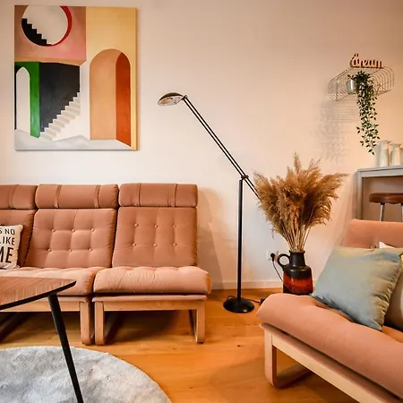 Apartman The Geometrist - Stunning 1br With Balcony