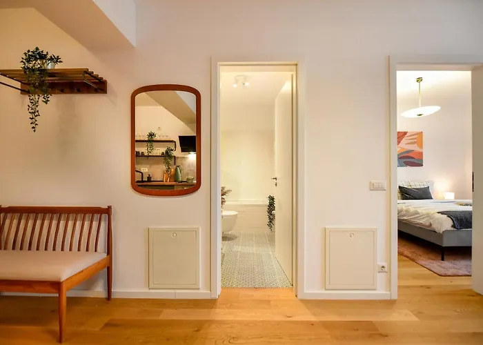 The Geometrist - Stunning 1br With Balcony * Bukarest