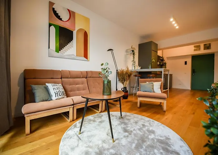 The Geometrist - Stunning 1br With Balcony * Bukarest