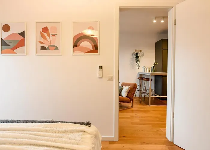 The Geometrist - Stunning 1br With Balcony * Bukarest