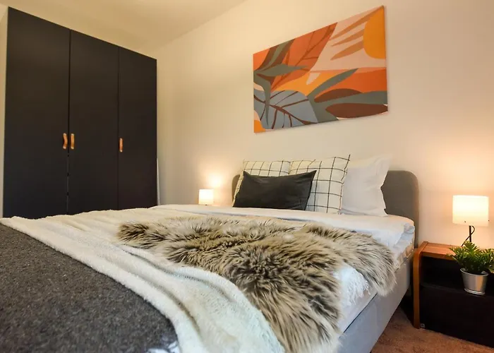 Апартаменти The Geometrist - Stunning 1br With Balcony