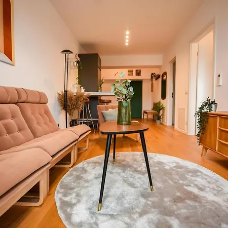Apartment The Geometrist - Stunning 1br With Balcony Bucharest
